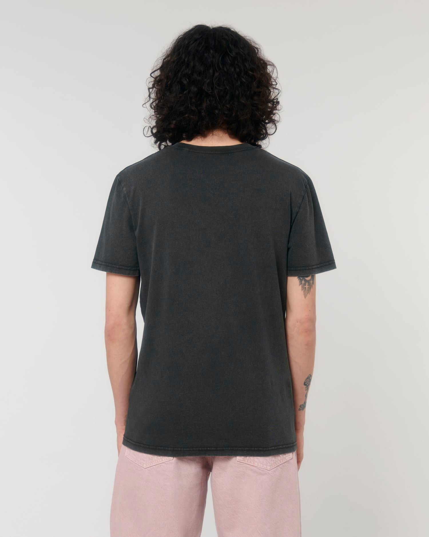 G. Dyed Black Rock - C140