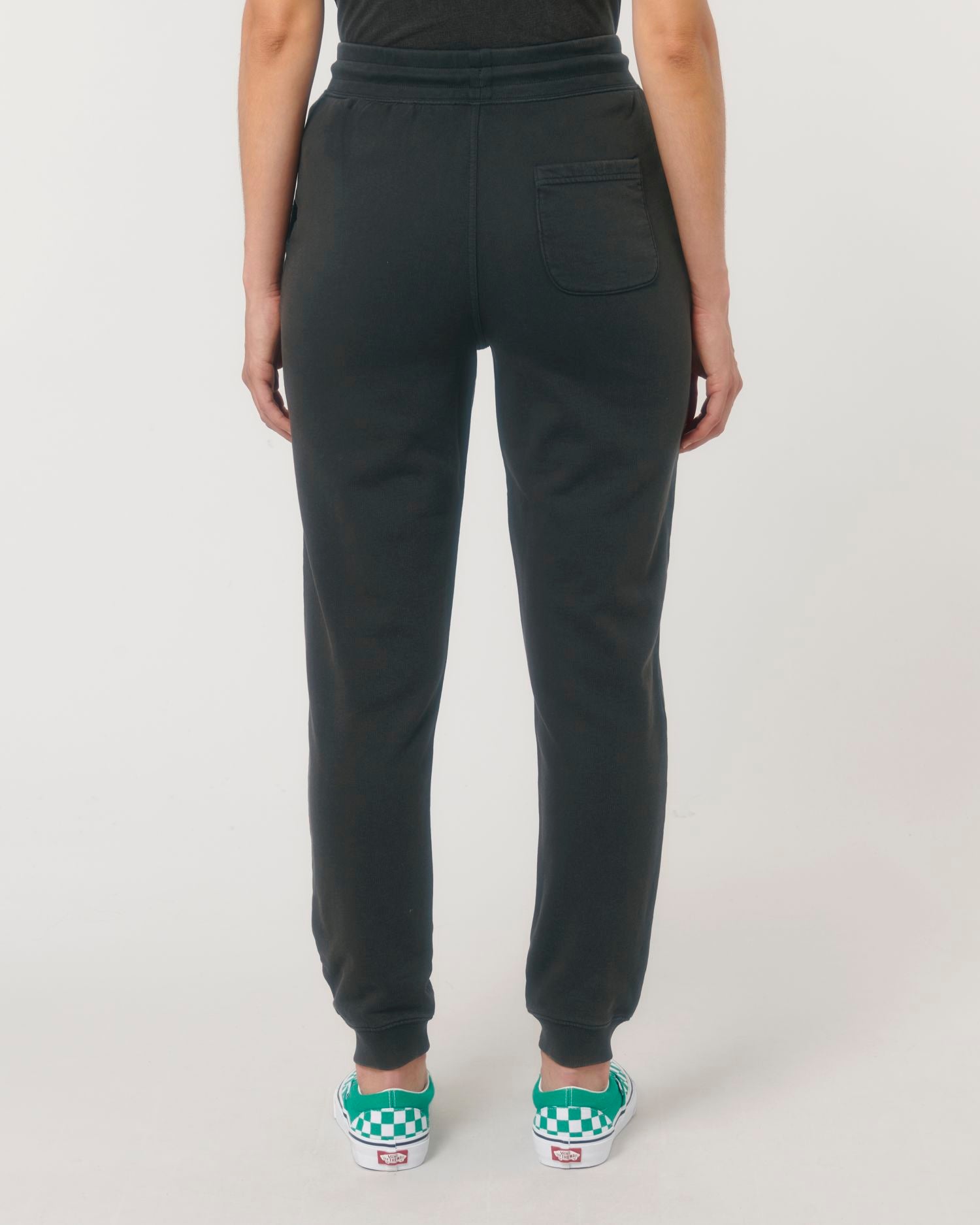 G. Dyed Black Rock - C140