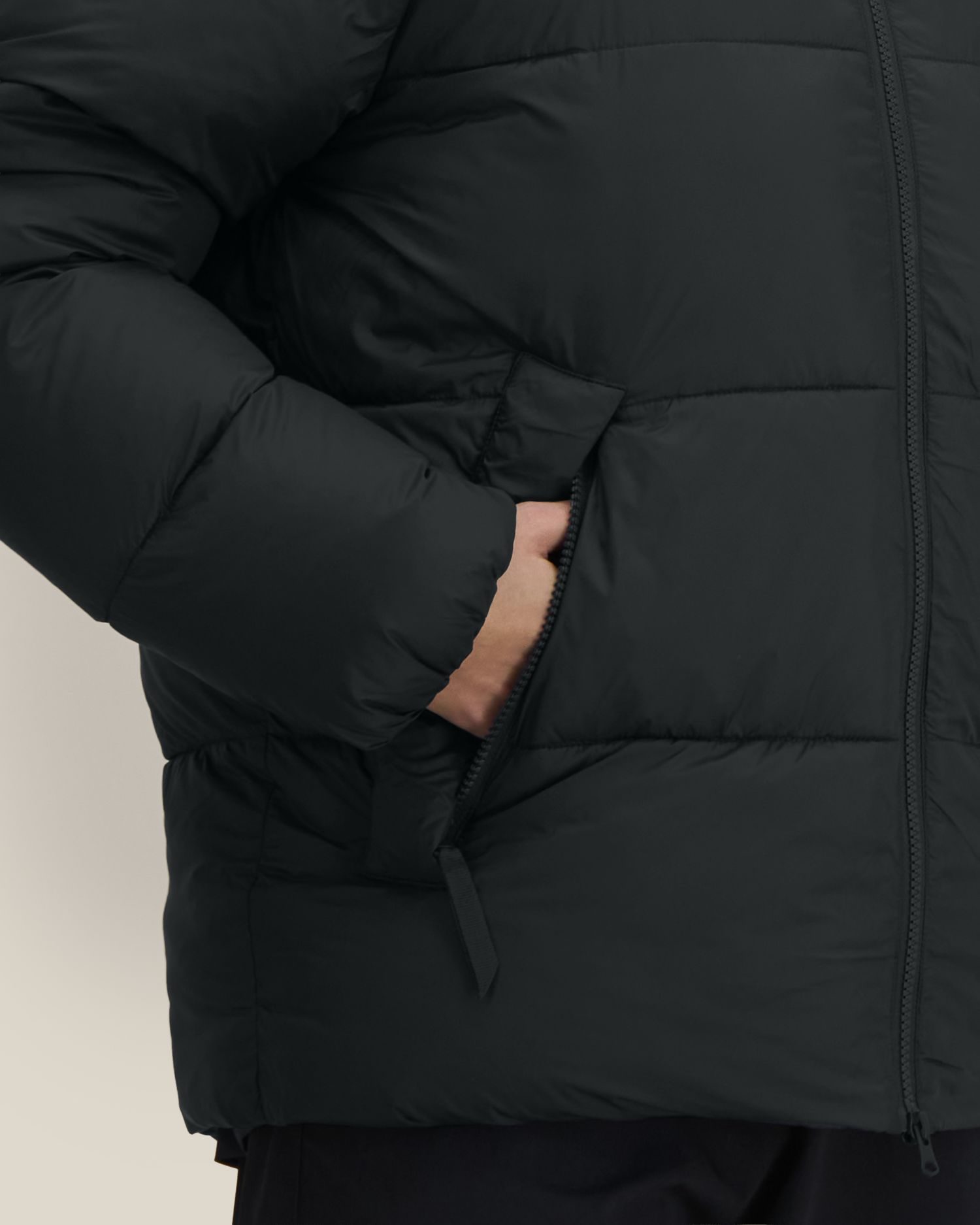 Black - C002