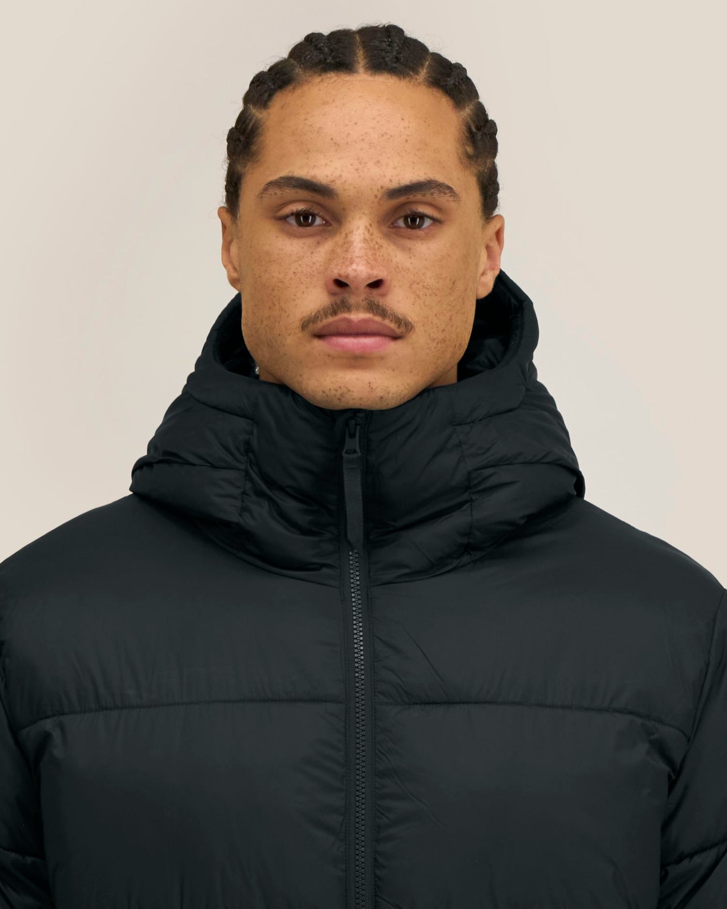 Black - C002