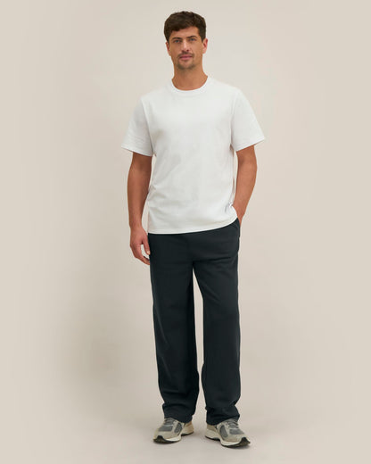 Black - C002
