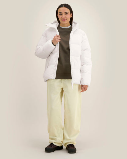 Off White - C018